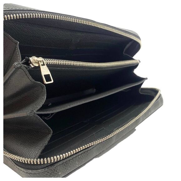Louis Vuitton Taiga Zippy XL Wallet - Picture 5 of 8